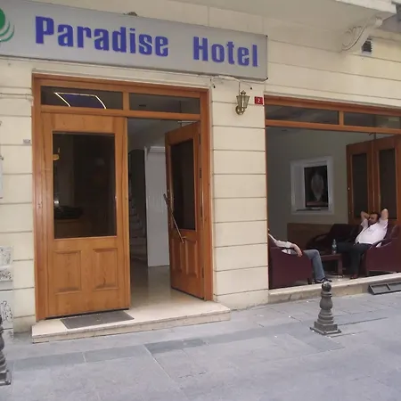 Paradise מלון 3*