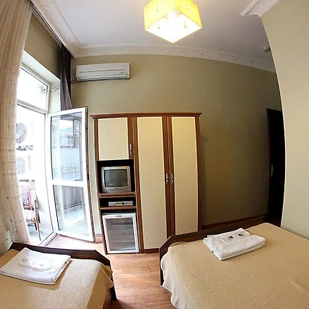 Paradise 3* Estambul