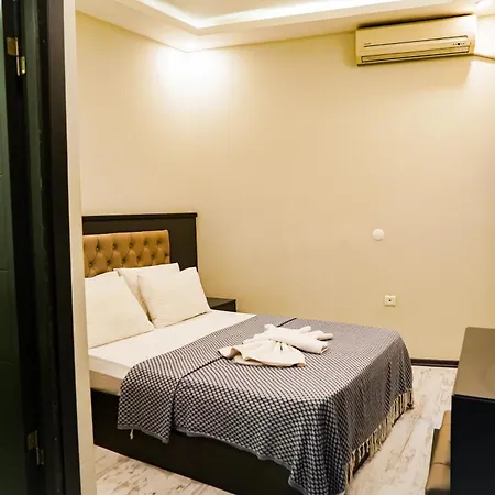 Paradise Hotel 3*