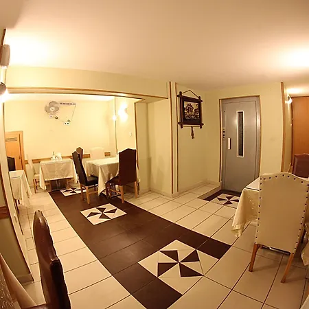 Paradise Hotell Istanbul