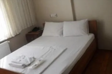 Paradise Szálloda 3*
